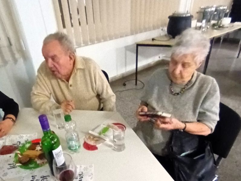 Weihnachtsfeier 24-4.jpg